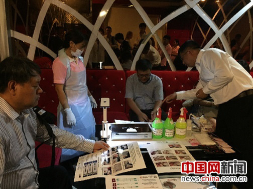 中国与柬埔寨共享艾滋病应对成功经验。